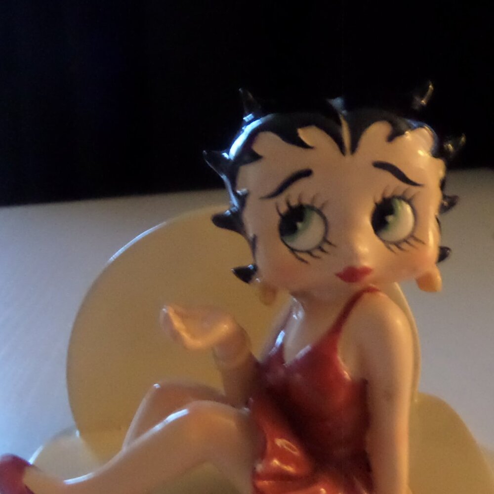 Vintage  Betty Boop figurine, with red dress